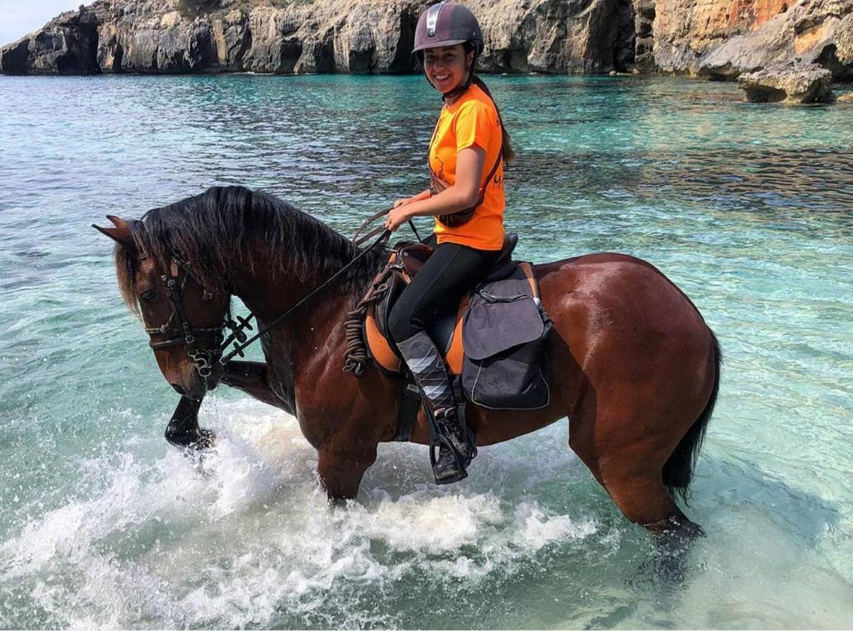 โรงแรมเอชวายบี ซี คลับ Cala'N Blanes  ภายนอก รูปภาพ