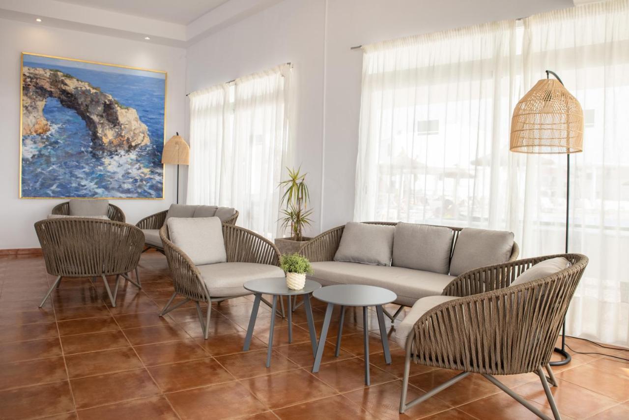 โรงแรมเอชวายบี ซี คลับ Cala'N Blanes  ภายนอก รูปภาพ
