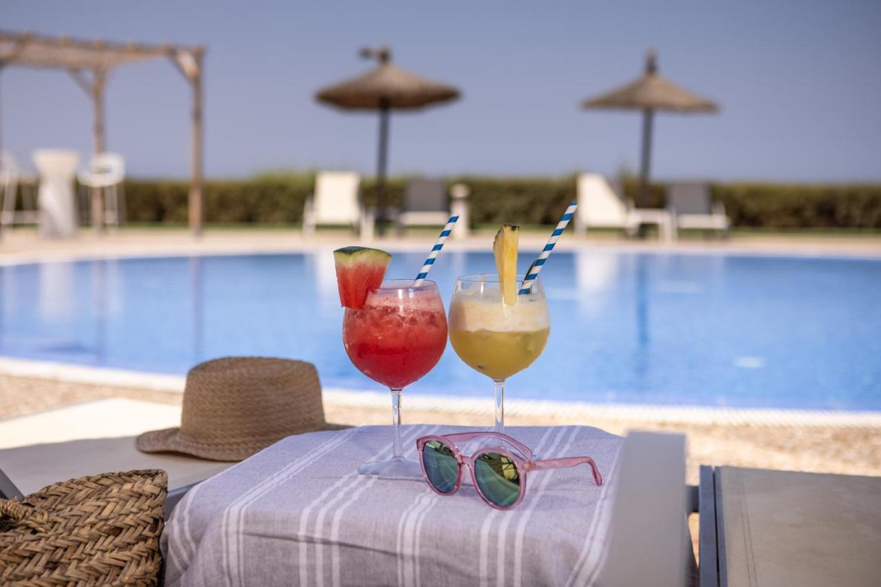 โรงแรมเอชวายบี ซี คลับ Cala'N Blanes  ภายนอก รูปภาพ