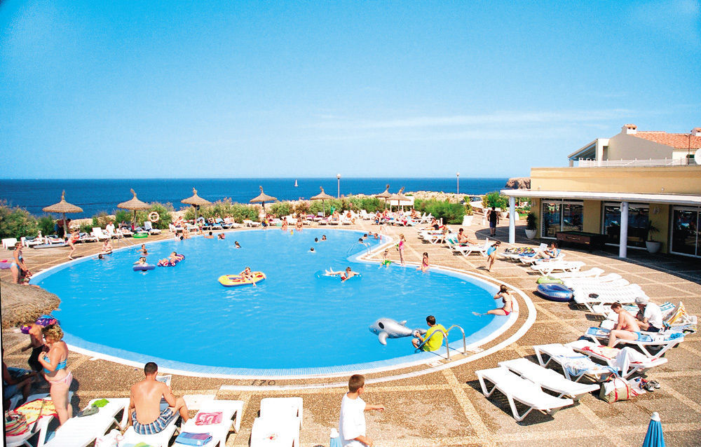 โรงแรมเอชวายบี ซี คลับ Cala'N Blanes  ภายนอก รูปภาพ